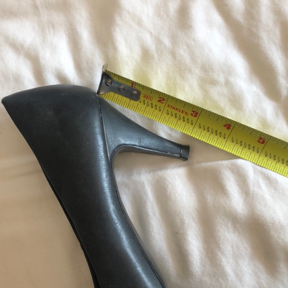 Comfortable heels!! - Picture 4 of 4